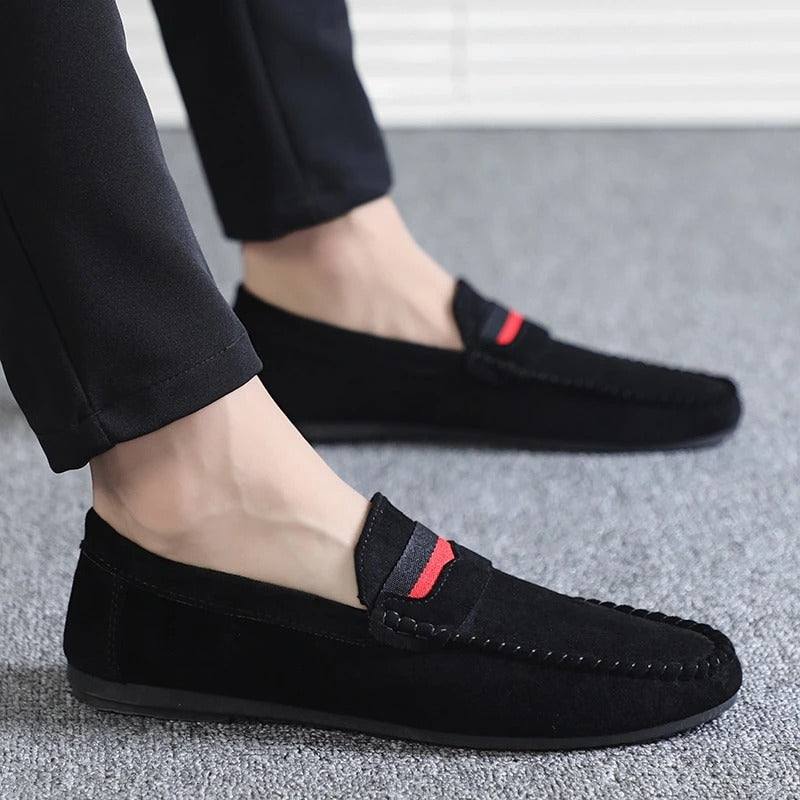 Social man round toes