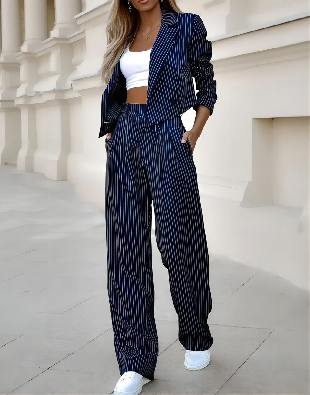 Long Sleeve Cropped Top Outfit