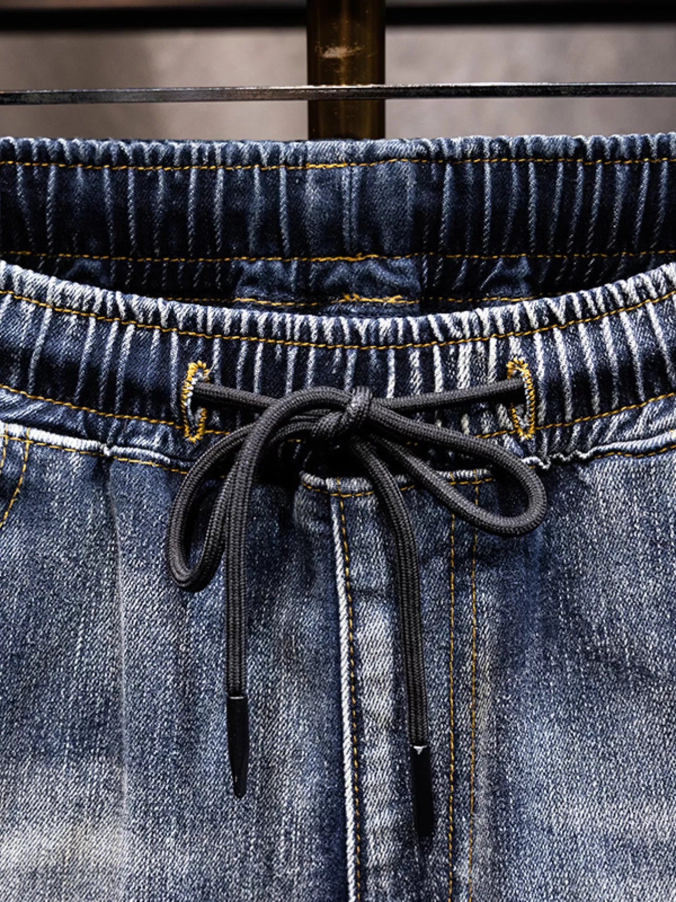 b2fba72fdf444284a790a644ca7d9015-Max-Origin